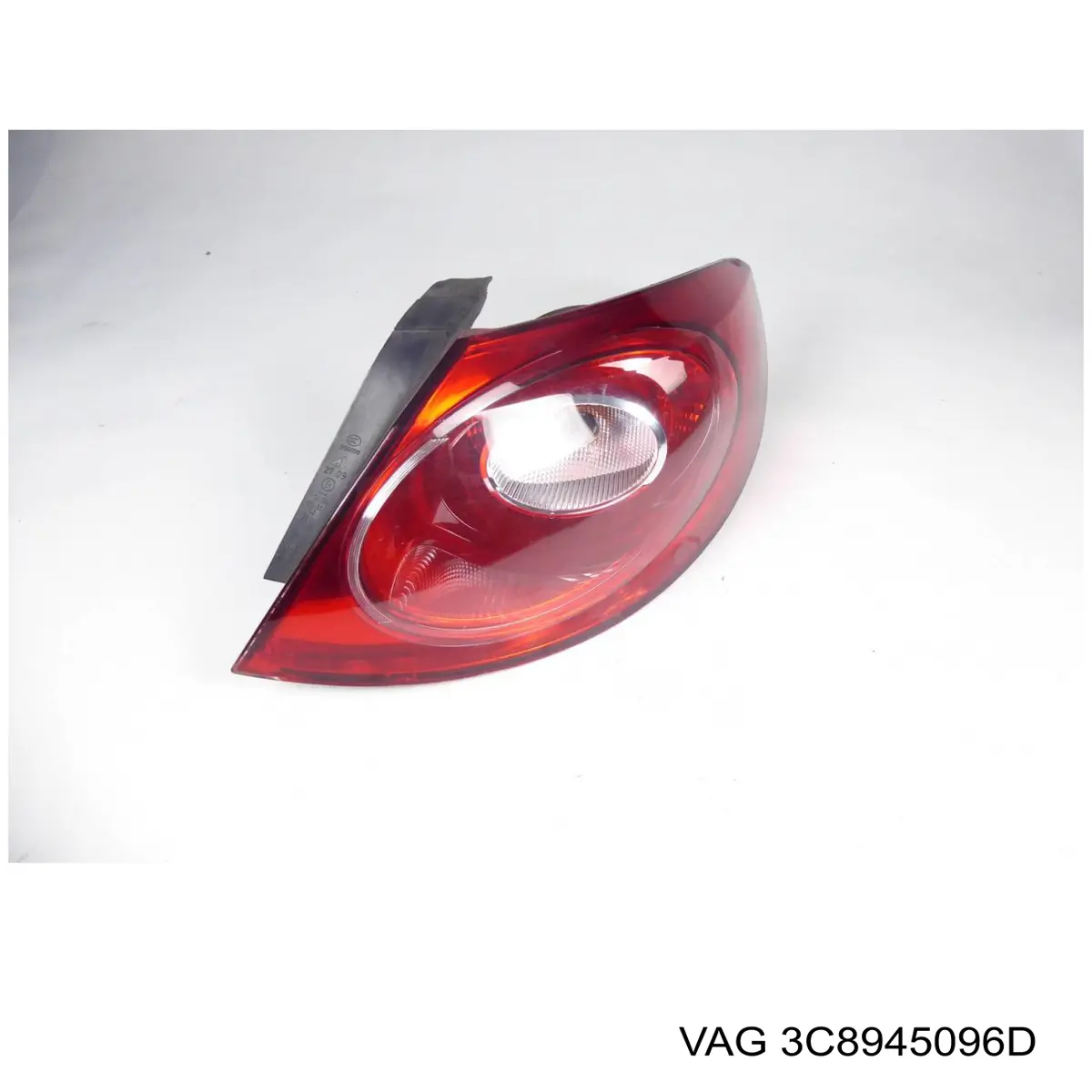 3C8945096D VAG Задний правый внешний фонарь