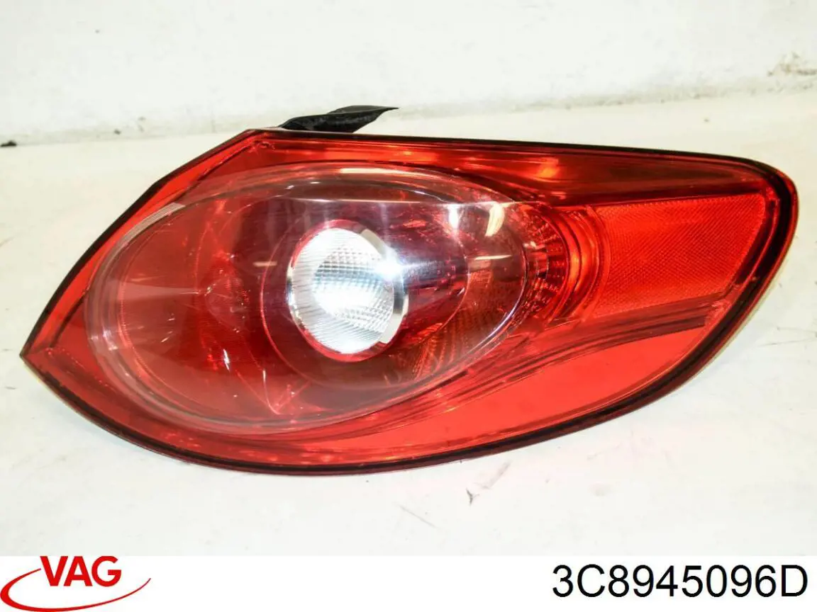 Стоп задний VAG 3C8945096D