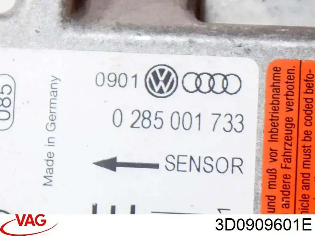 Модуль-процессор управления подушкой безопасности (ЭБУ AIRBAG) на Volkswagen Touareg I 