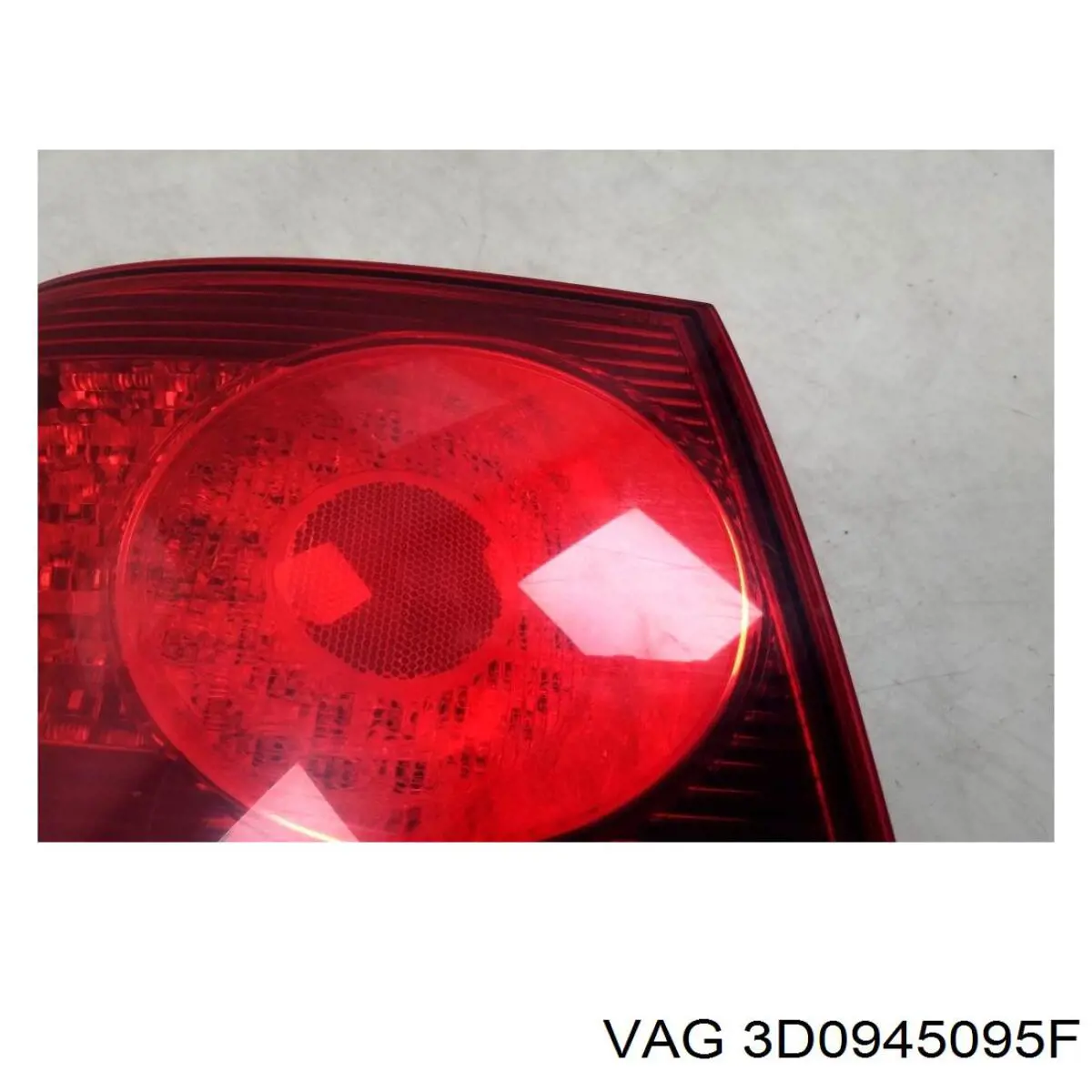 Купить 3D0945095F VAG Стоп задний