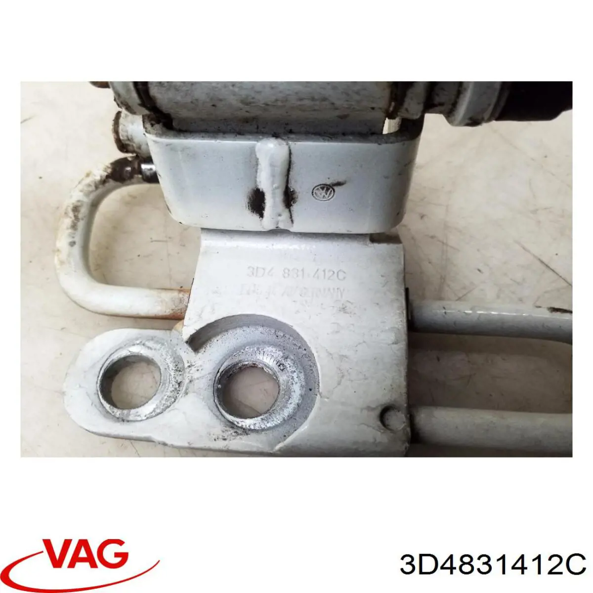 Дверной шарнир правый передний VAG 3D4831412C цена, от 19.00 USD