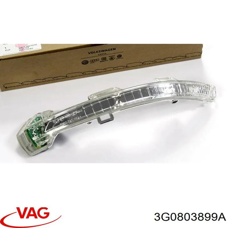 Болт VAG 3G0803899A