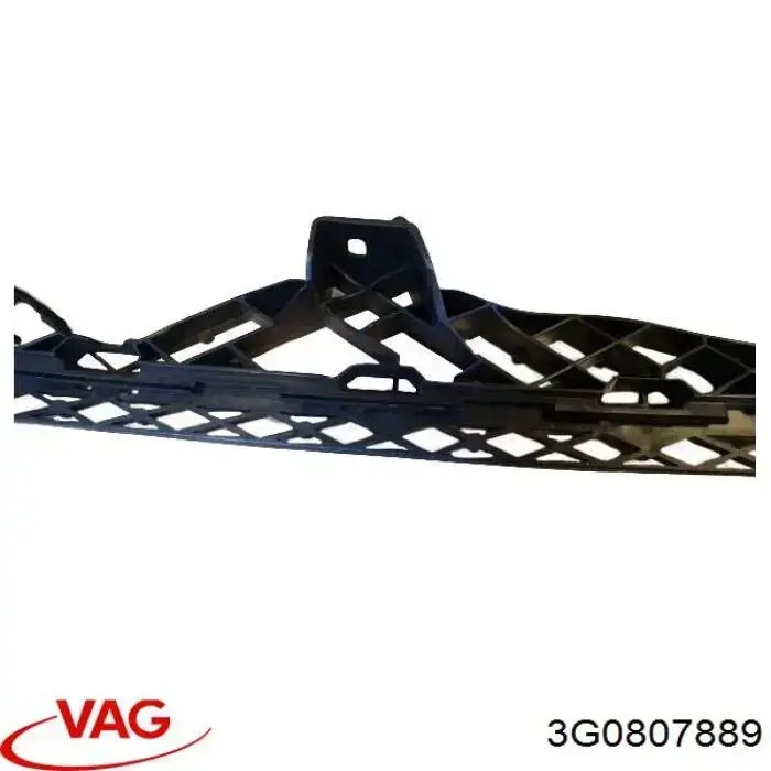 Кронштейн бампера переднего, центральный Diamond/DPA 3G0807889