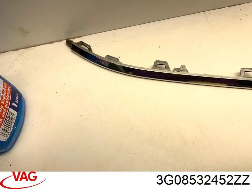 Молдинг решетки бампера переднего нижний 95D30716 Polcar