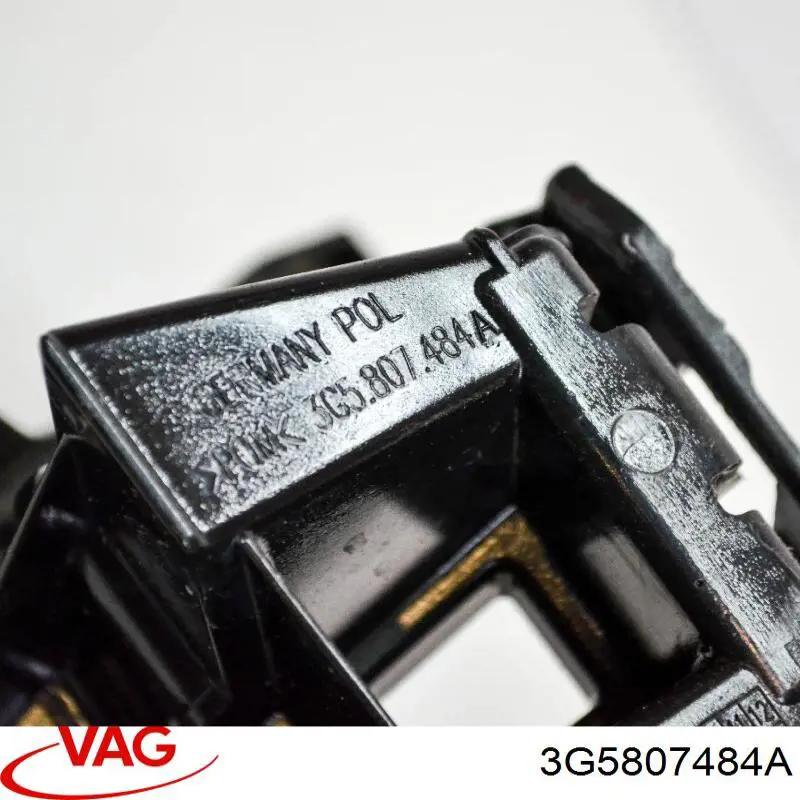 Направляющая заднего бампера правая VAG 3G5807484A цена, от 40.93 USD