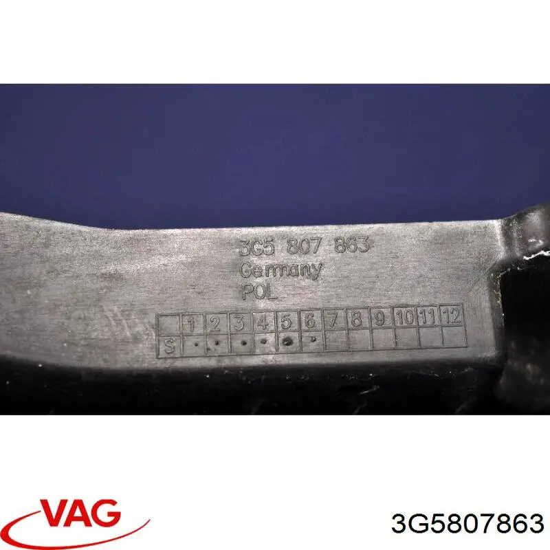 Кронштейн бампера заднего центральный VAG 3G5807863 цена, от 38.01 USD