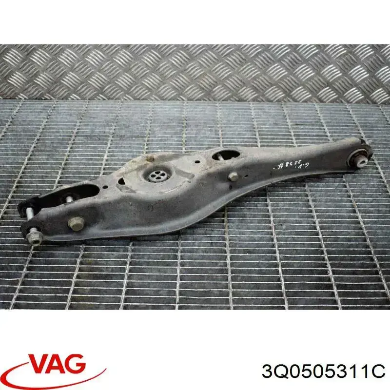 Купить 3Q0505311C VAG Нижний рычаг задней подвески