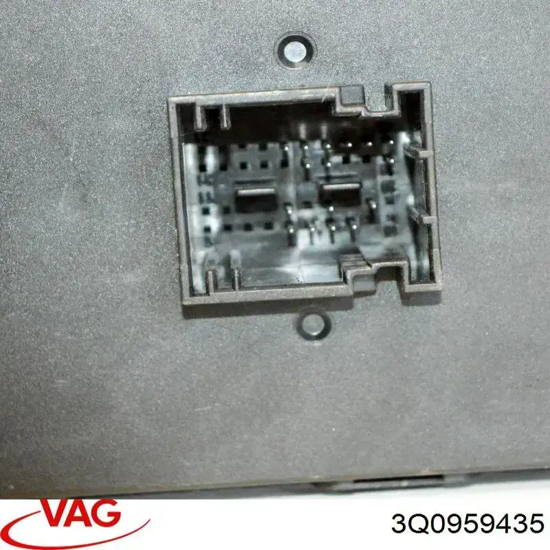Купить 3Q0959435F VAG Антенна KESSY