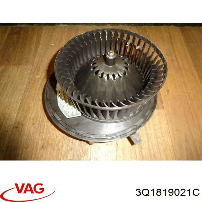 Купить 3Q1819021C VAG Электродвигатели (электродвигатель отопителя) или розетка прицепа штепсельная