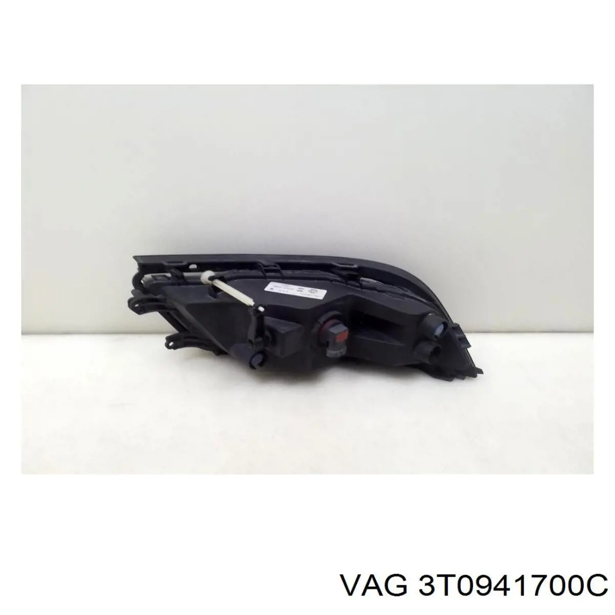 Купить 3T0941700C VAG Туманка правая