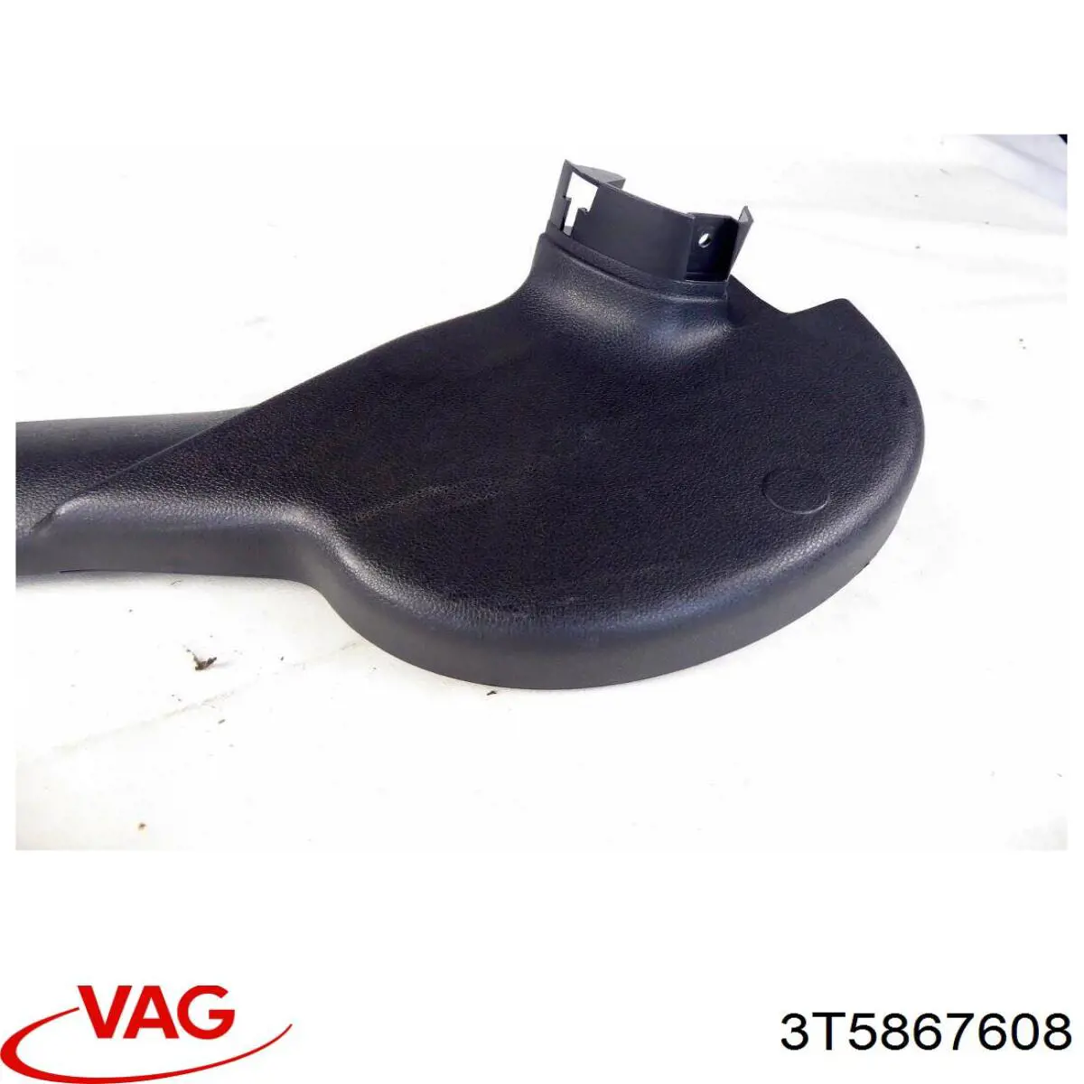 Пластик пятой двери VAG 3T5867608 цена, от 6.35 USD