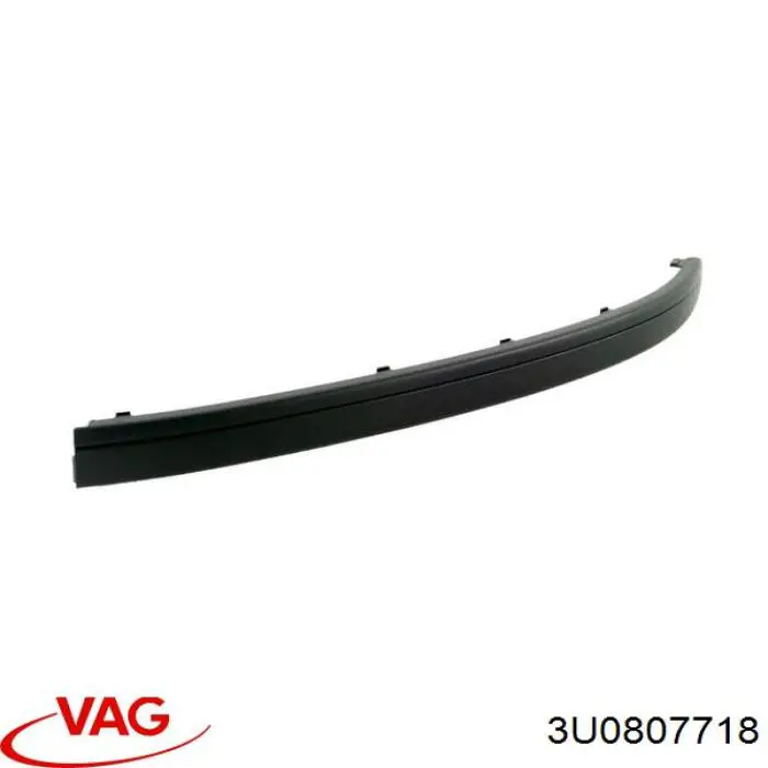Молдинг бампера переднего правый 3U0807718 VAG