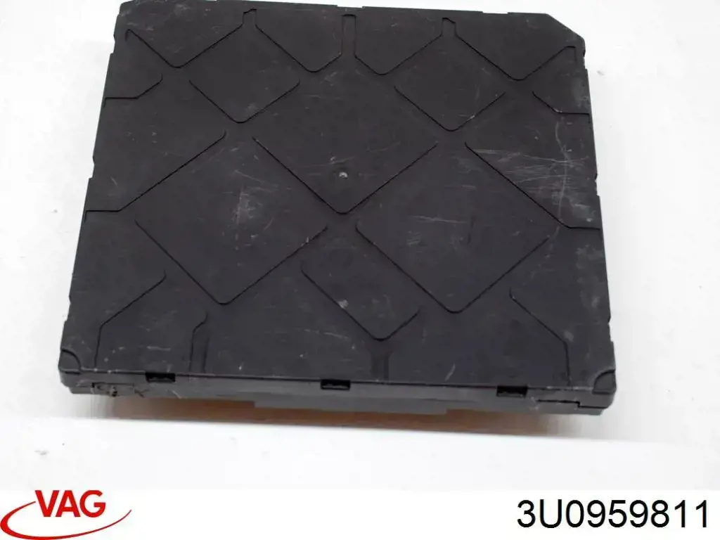 Моторчик стеклоподъемника двери задней, левой VAG 3U095981100Z цена, от 12.67 USD