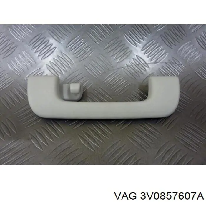 Купить 3V0857607A9B9 VAG 
