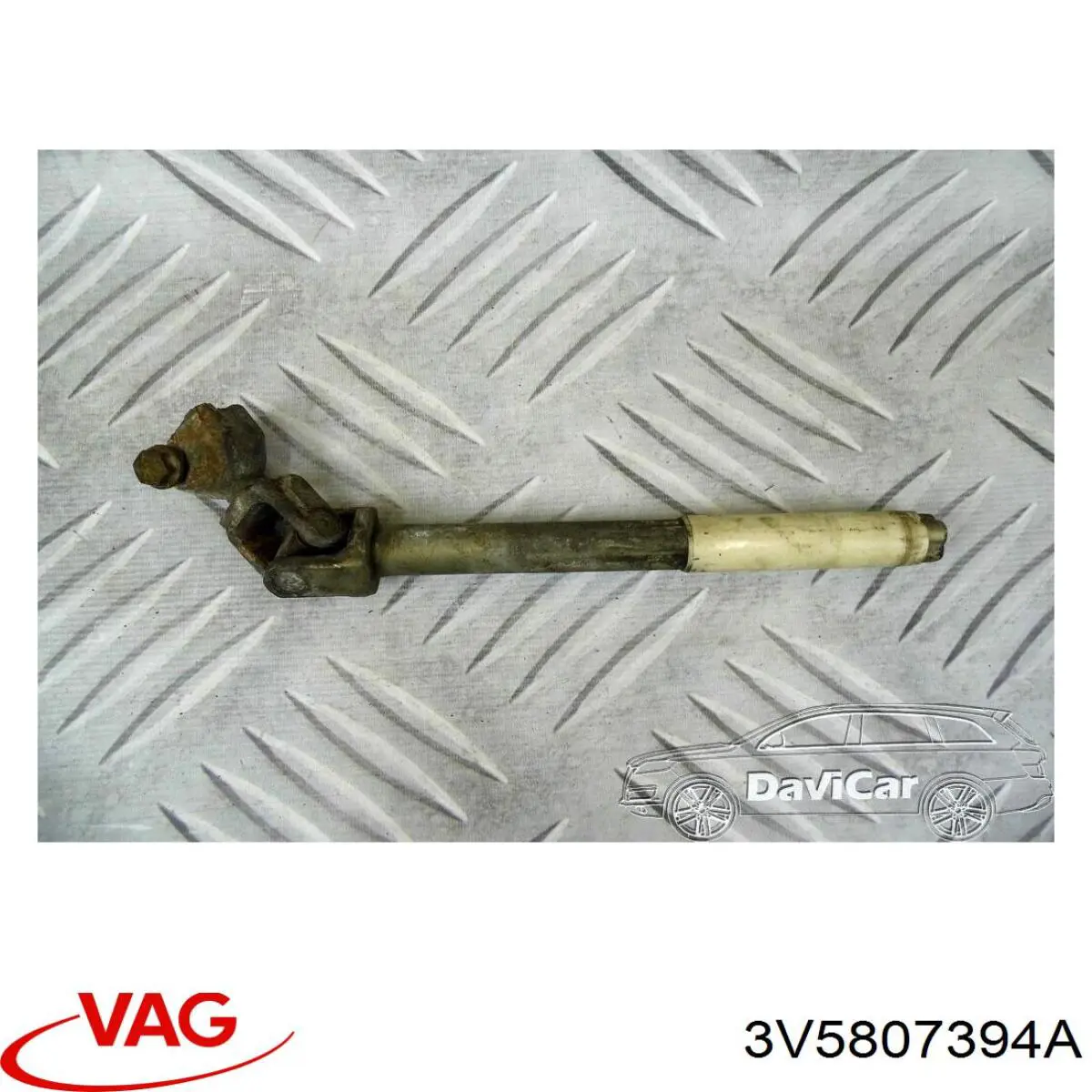 Правый кронштейн заднего бампера VAG 3V5807394A