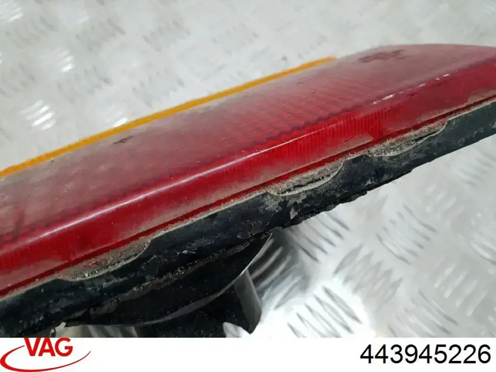 Фонарь задний правый, внутренний Polcar 1315881 цена, от 12.66 USD