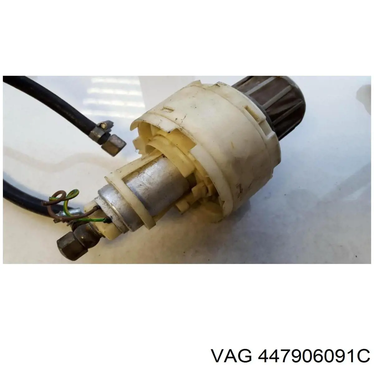 Погружной топливный насос VAG 447906091C
