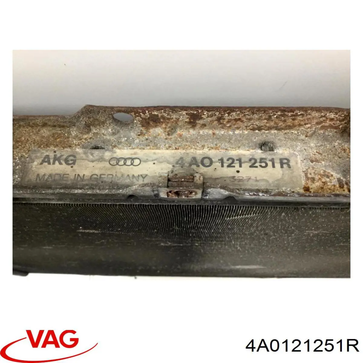 Радиатор охлаждения двигателя VAG 4A0121251R цена, от 66.45 USD