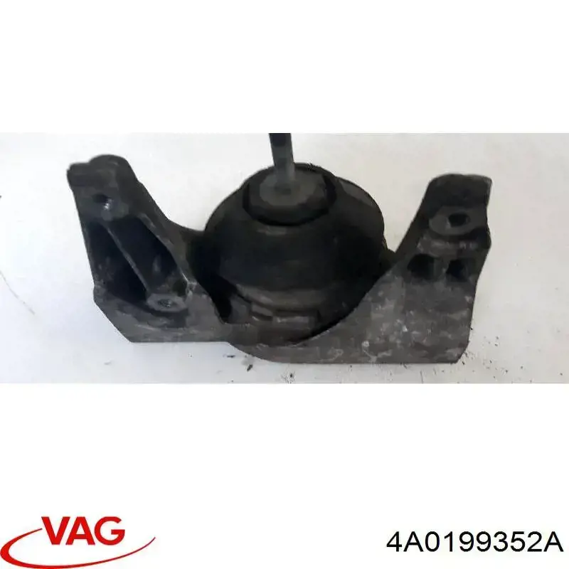 Правая подушка двигателя 4A0199352A VAG