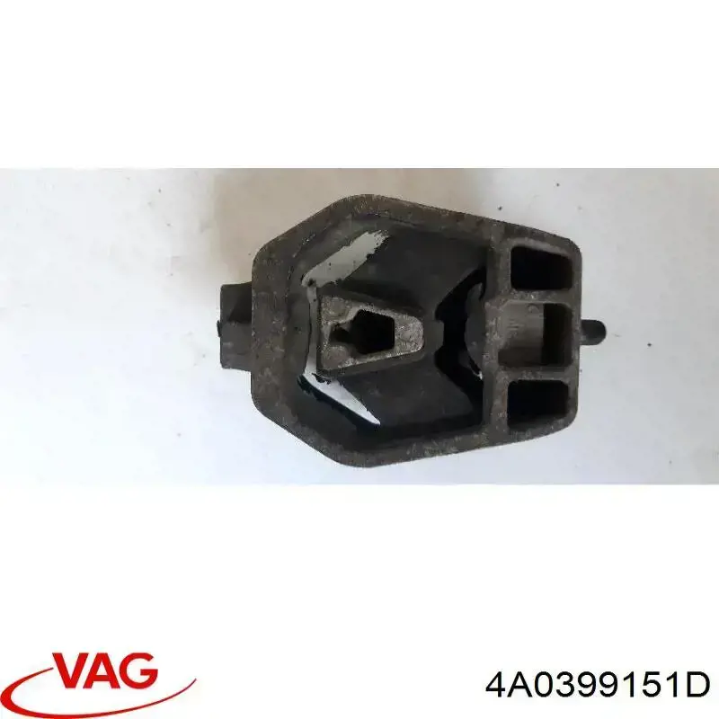 4A0399151D VAG Опора КПП