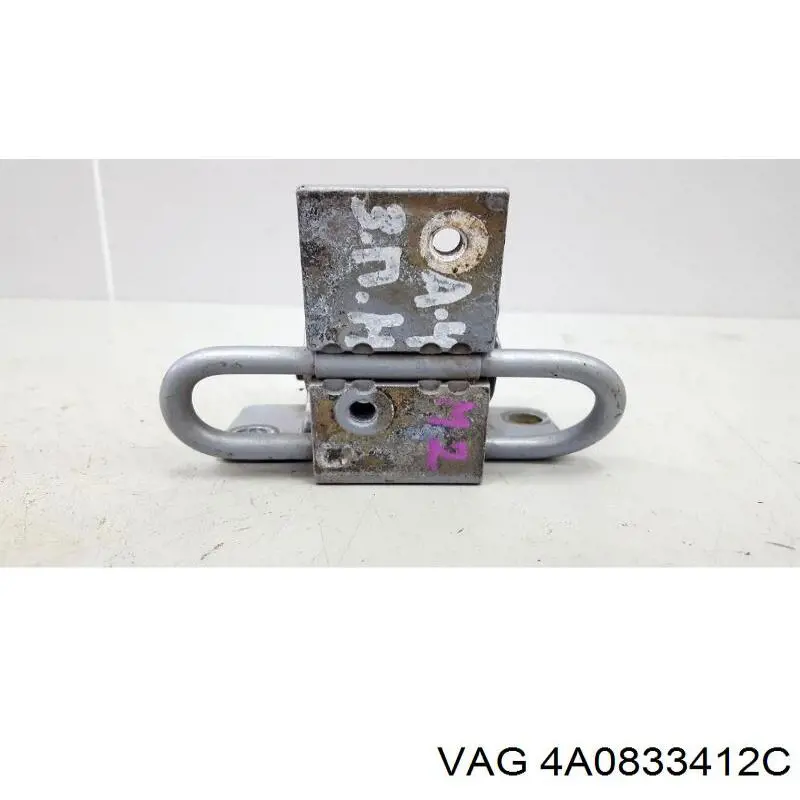Петля двери задней правой 4A0833412C VAG