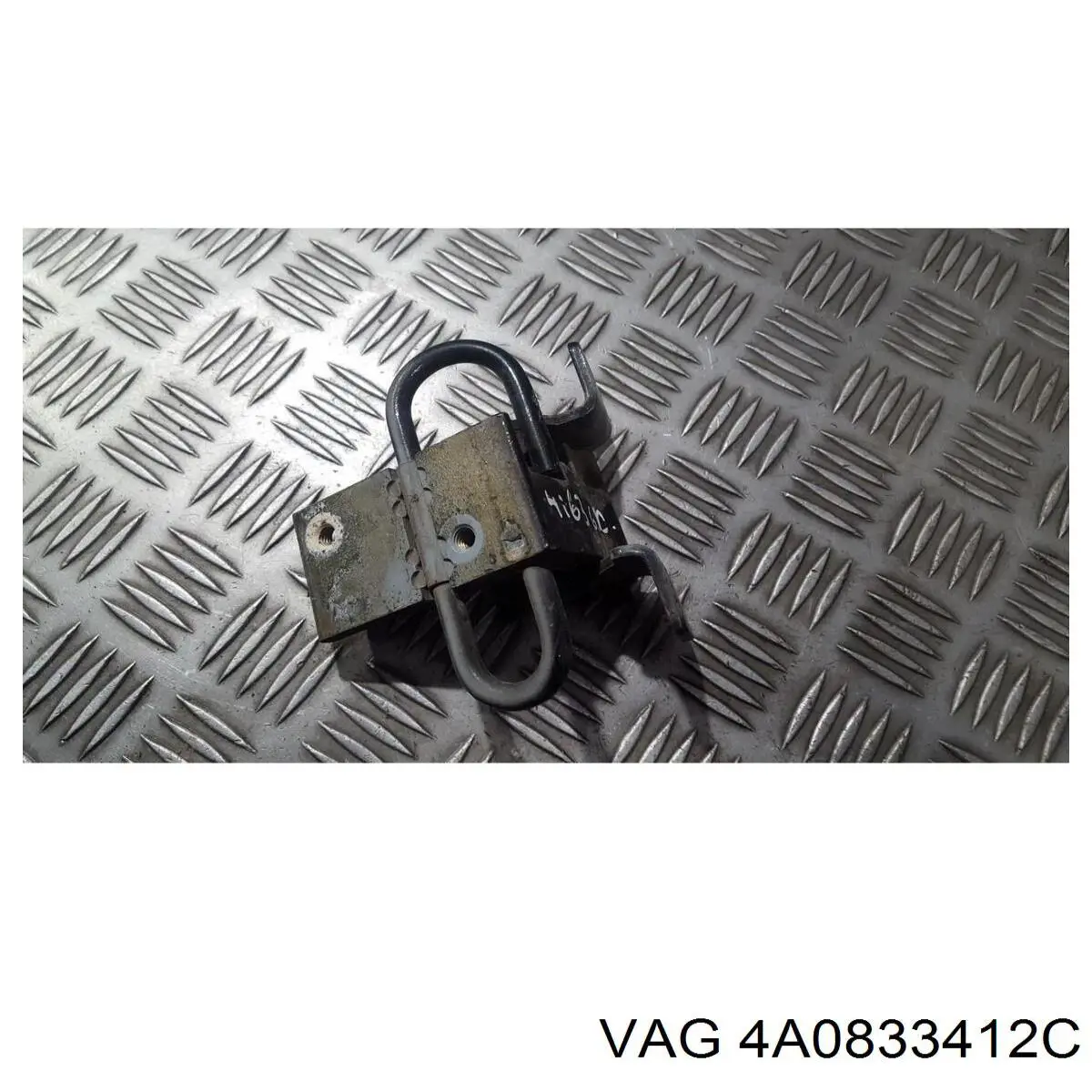 Купить 4A0833412A VAG Петля задней правой двери