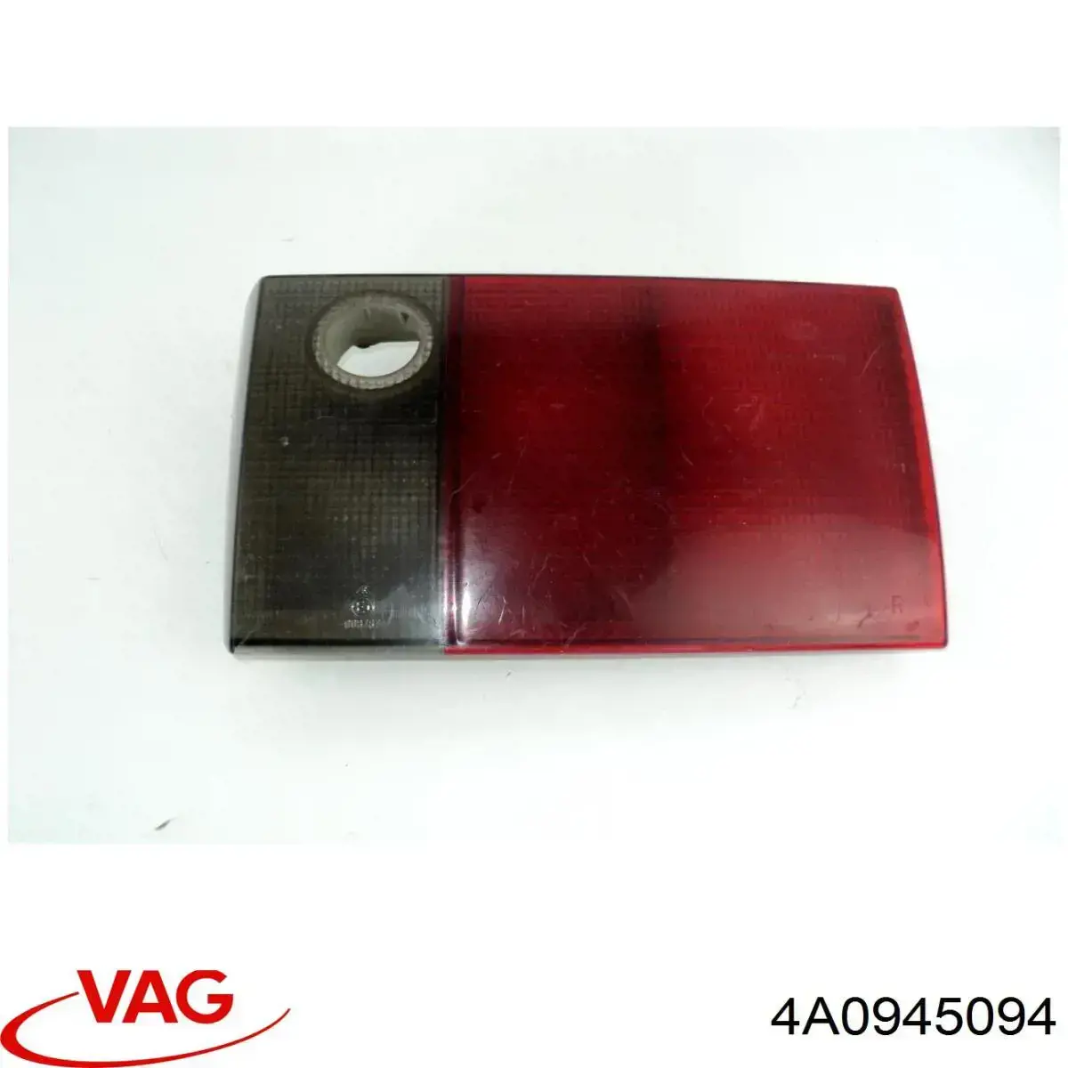 Фонарь задний правый, внутренний VAG 4A0945094 цена, от 13.54 USD