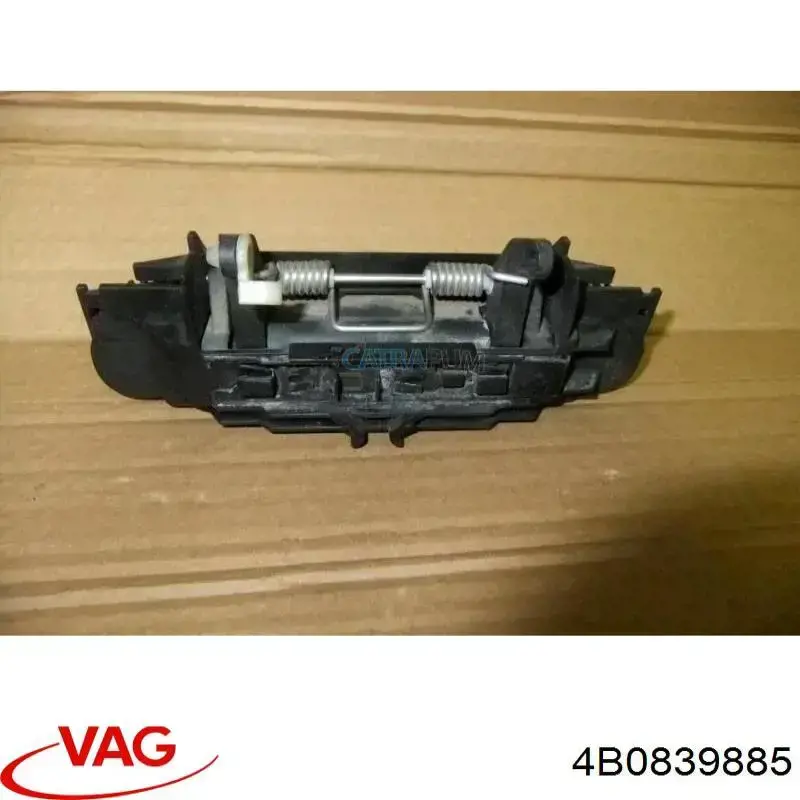 4B0839885 VAG Держатель наружной ручки двери правых дверей