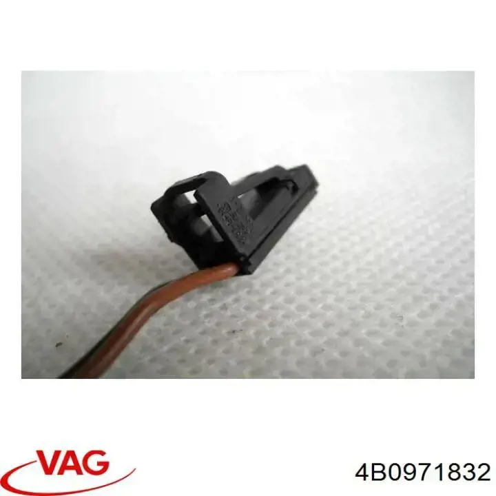 Разъем (фишка) фонаря подсветки номерного знака VAG 4B0971832 цена, от 1.27 USD