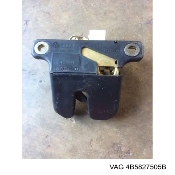 Compre 4B5827505B VAG Fecho de tampa de porta-malas (de 3ª/5ª porta traseira)