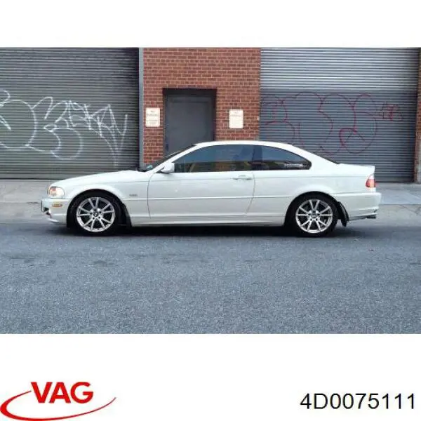 Комплект передних брызговиков на Audi A8 D2 4D2, 4D8