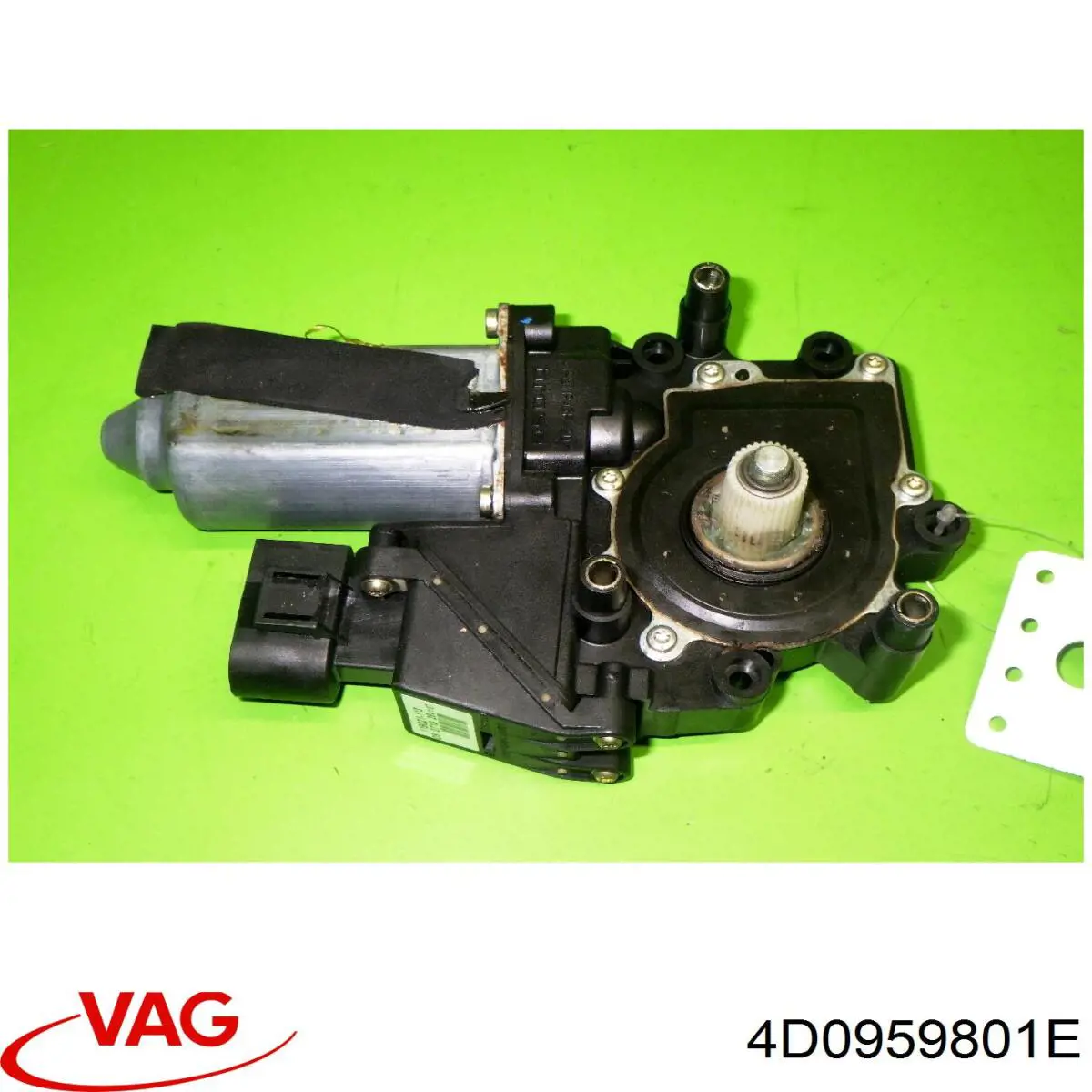Мотор стеклоподъемника водительской двери VAG 4D0959801E цена, от 19.72 USD