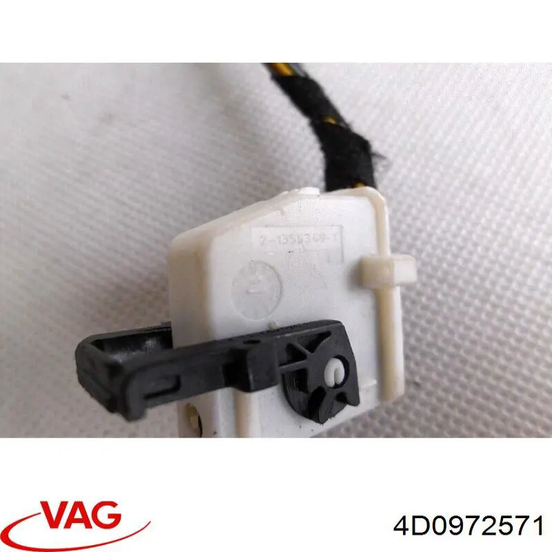  4D0972571 VAG