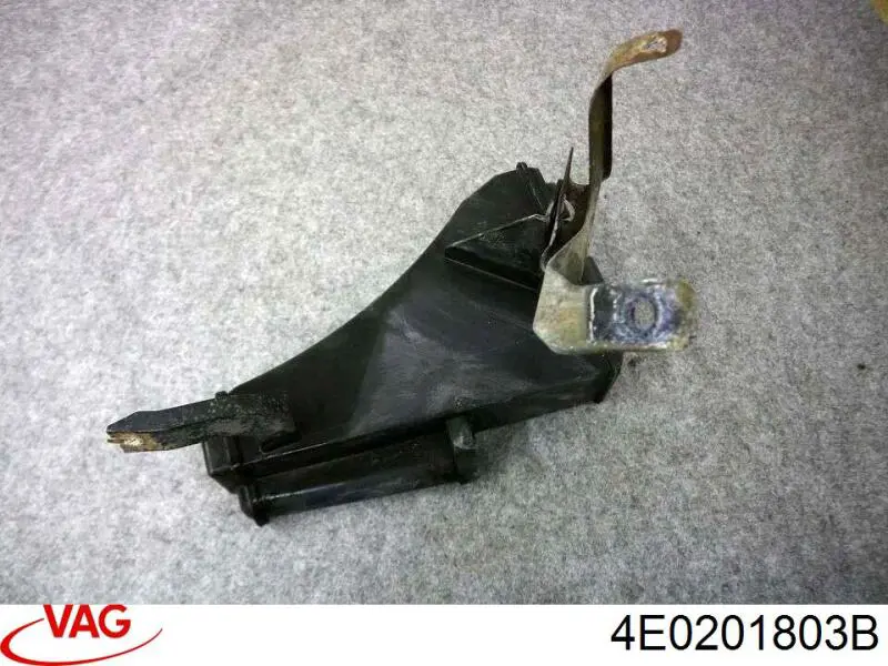 Абсорбер топливных паров на Audi A8 D3 4E2, 4E8