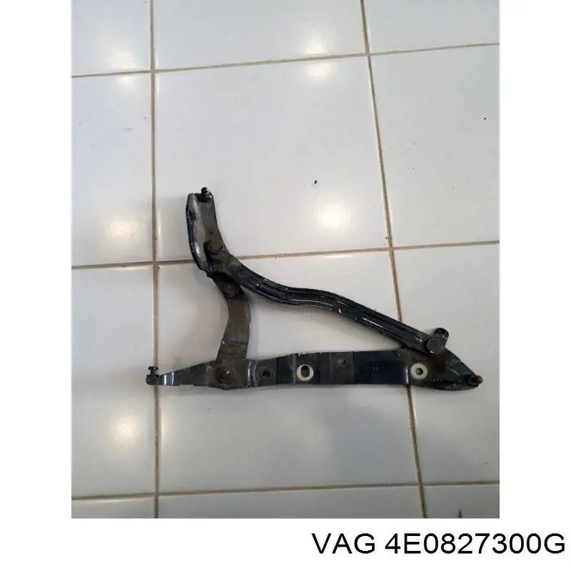 Купить 4E0827300H VAG Завеса крышки багажника