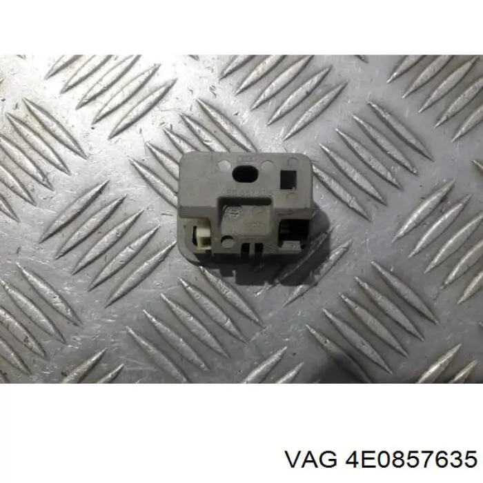 Купить 4E0857635 VAG 