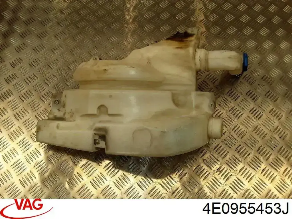 Бачок омывателя лобового стекла Audi A8 D3 седан (4E2, 4E8) (2002 - 2010) цена, от 26.12 USD