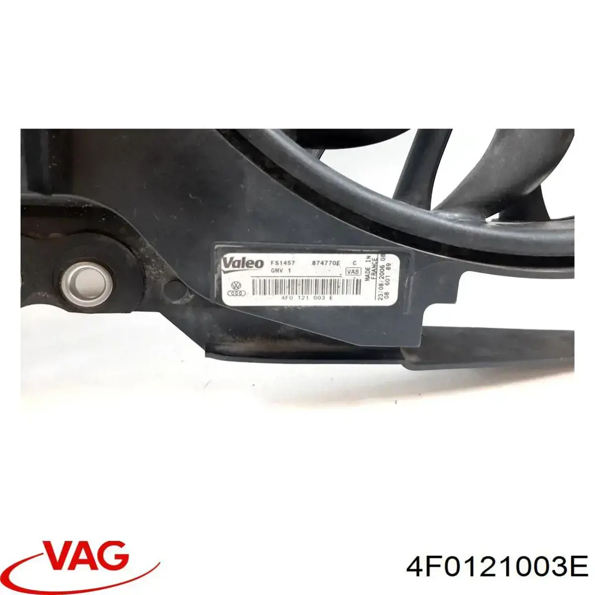 4F0121003E VAG Вентилятор системы охлаждения правый