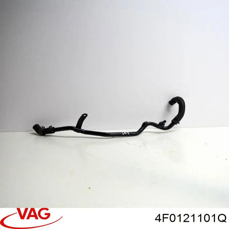 4F0121101Q VAG Шланг системы охлаждения