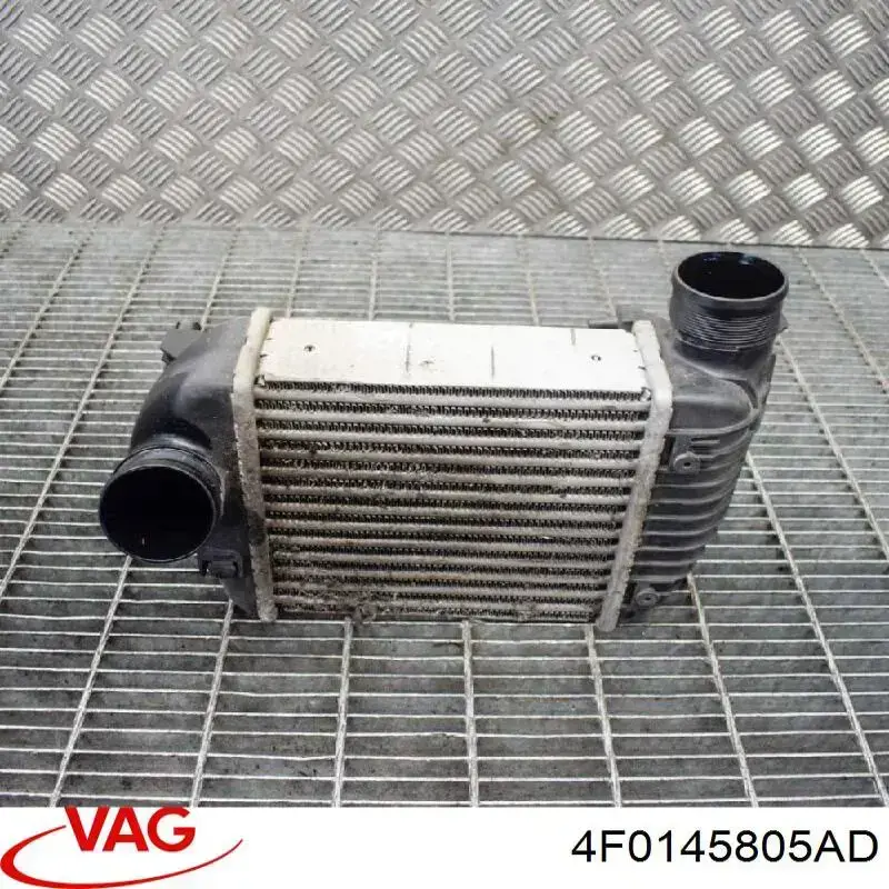Купить 4F0145805AD VAG Интеркулер