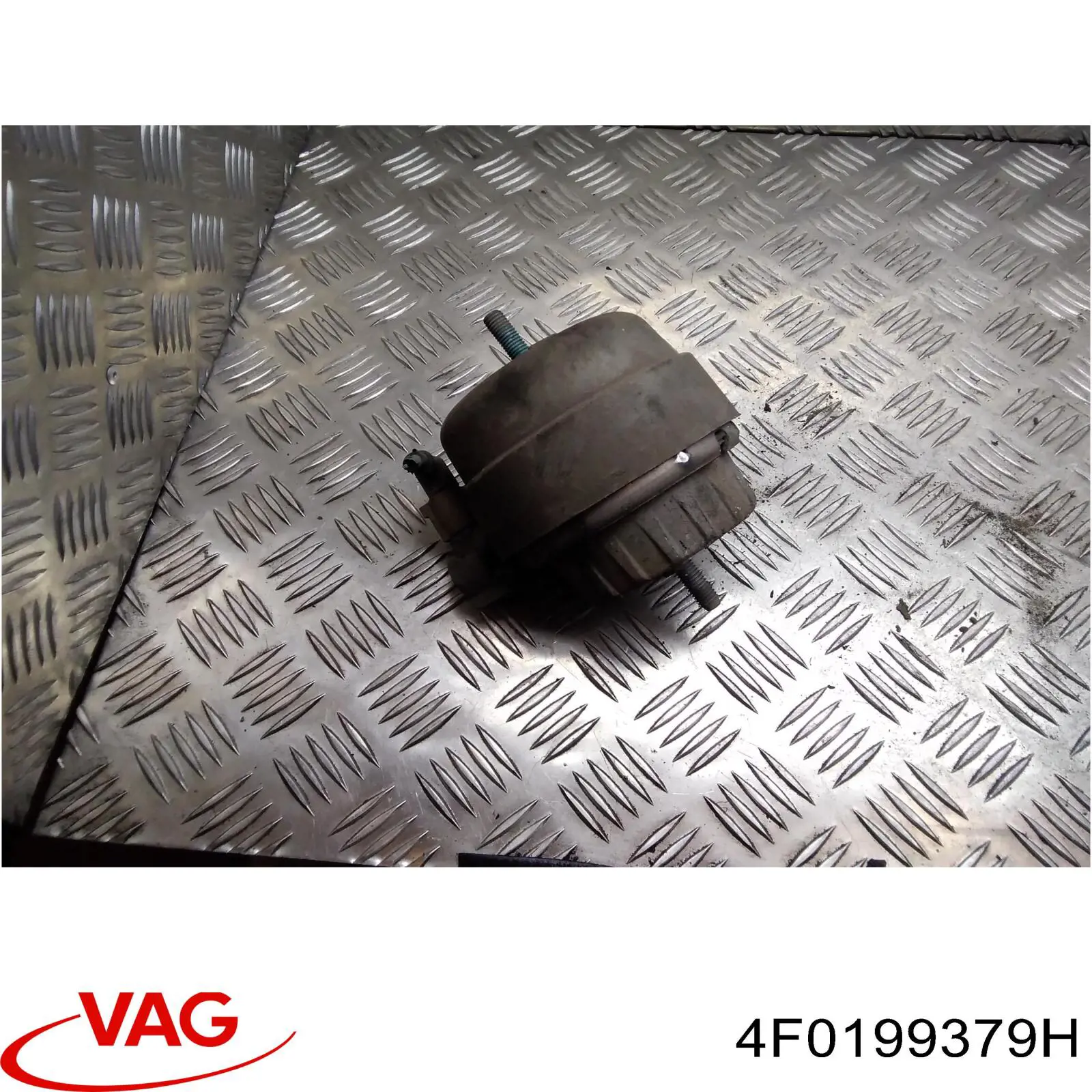4F0199379H VAG подушка (опора двигателя левая)