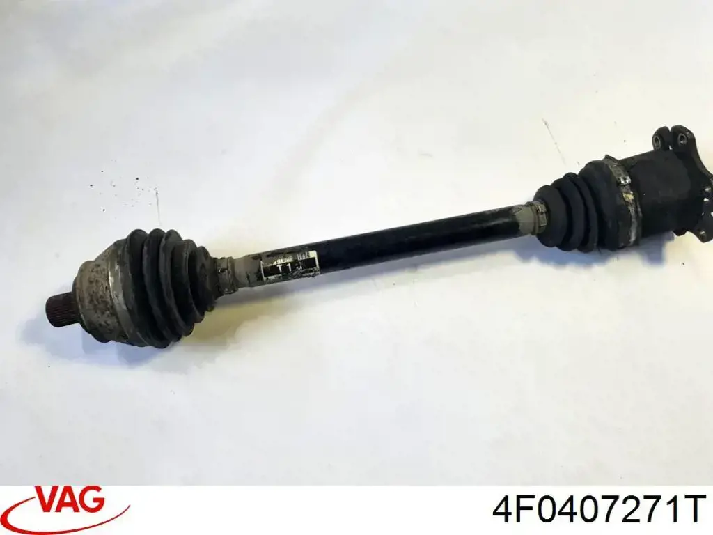 Левая полуось 4F0407271T VAG