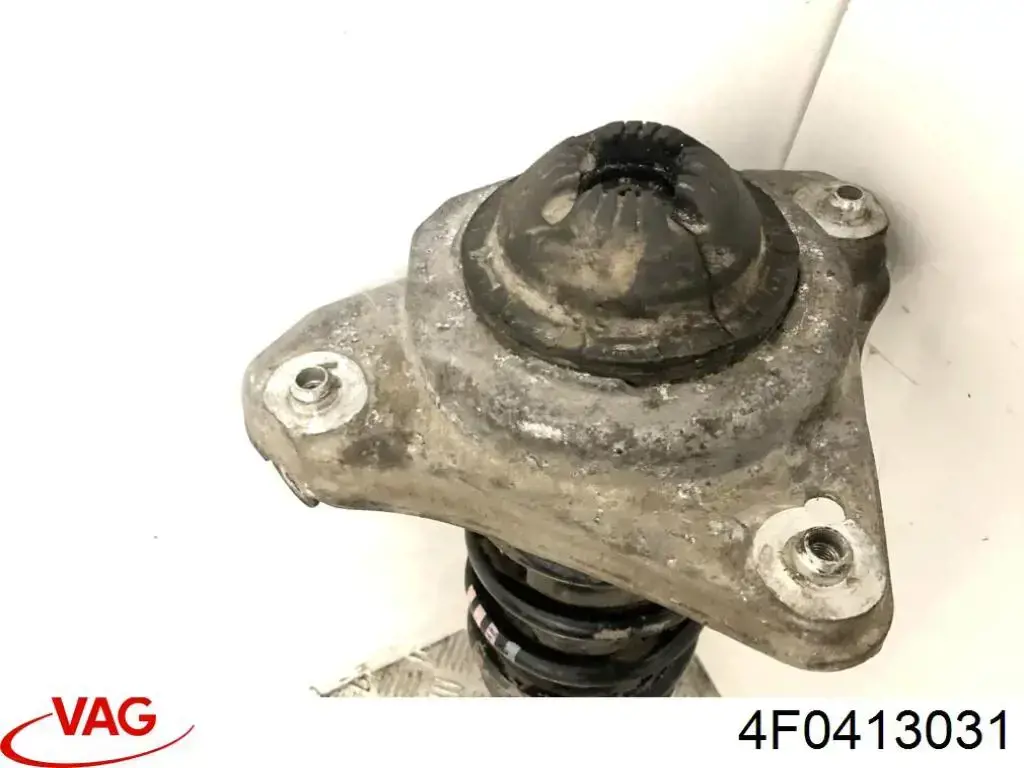 4F0413031 VAG Стойка передняя