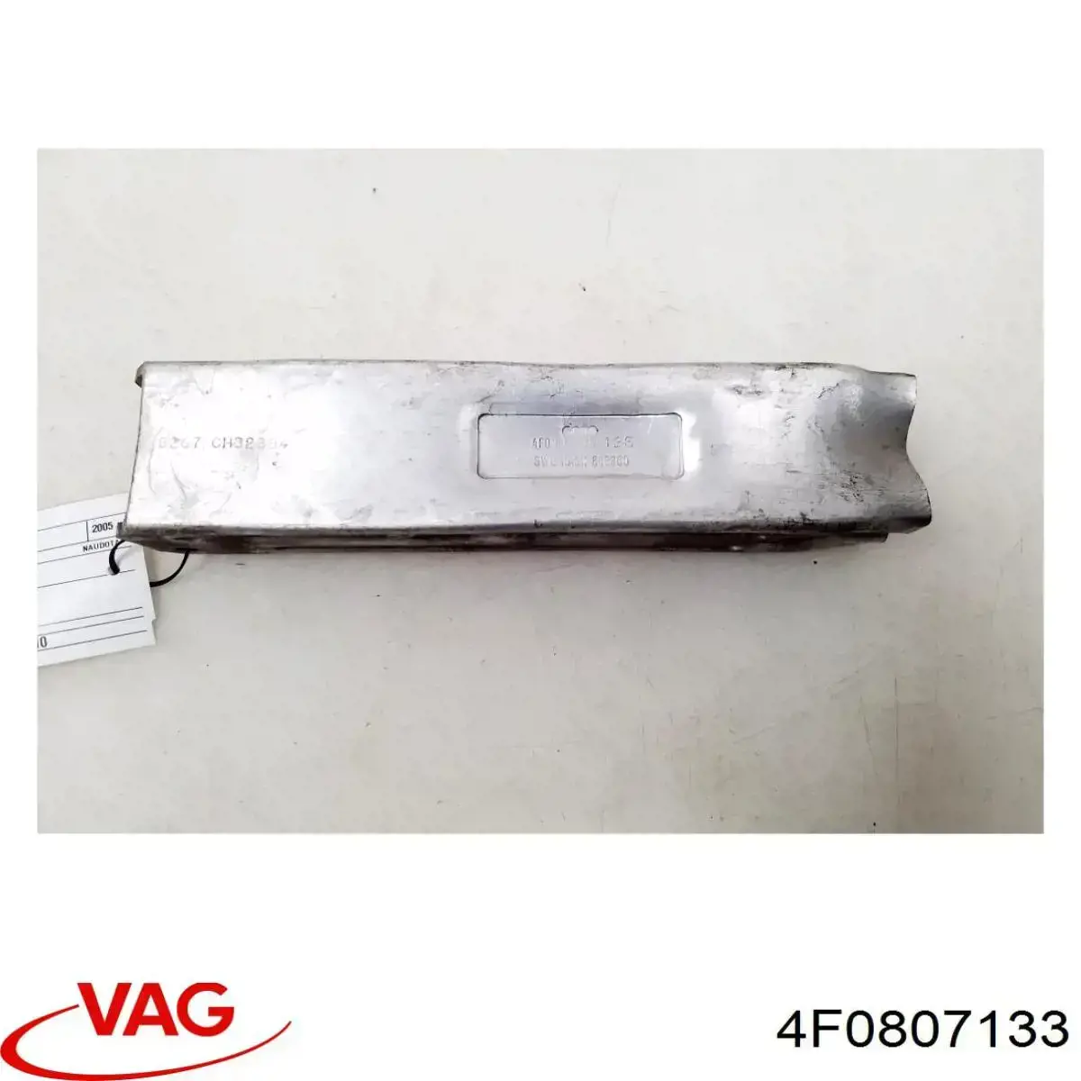 Купить 4F0807133 VAG Кронштейн усилителя переднего бампера