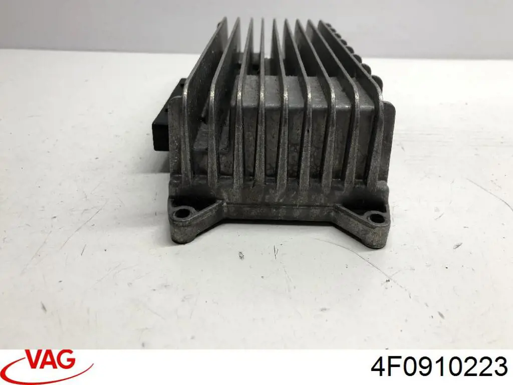 Купить 4F0910223 VAG Усилитель звука аудиосистемы