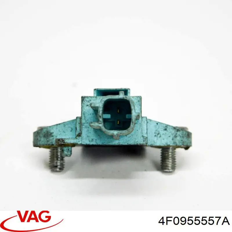 Датчик удара 4F0955557A VAG