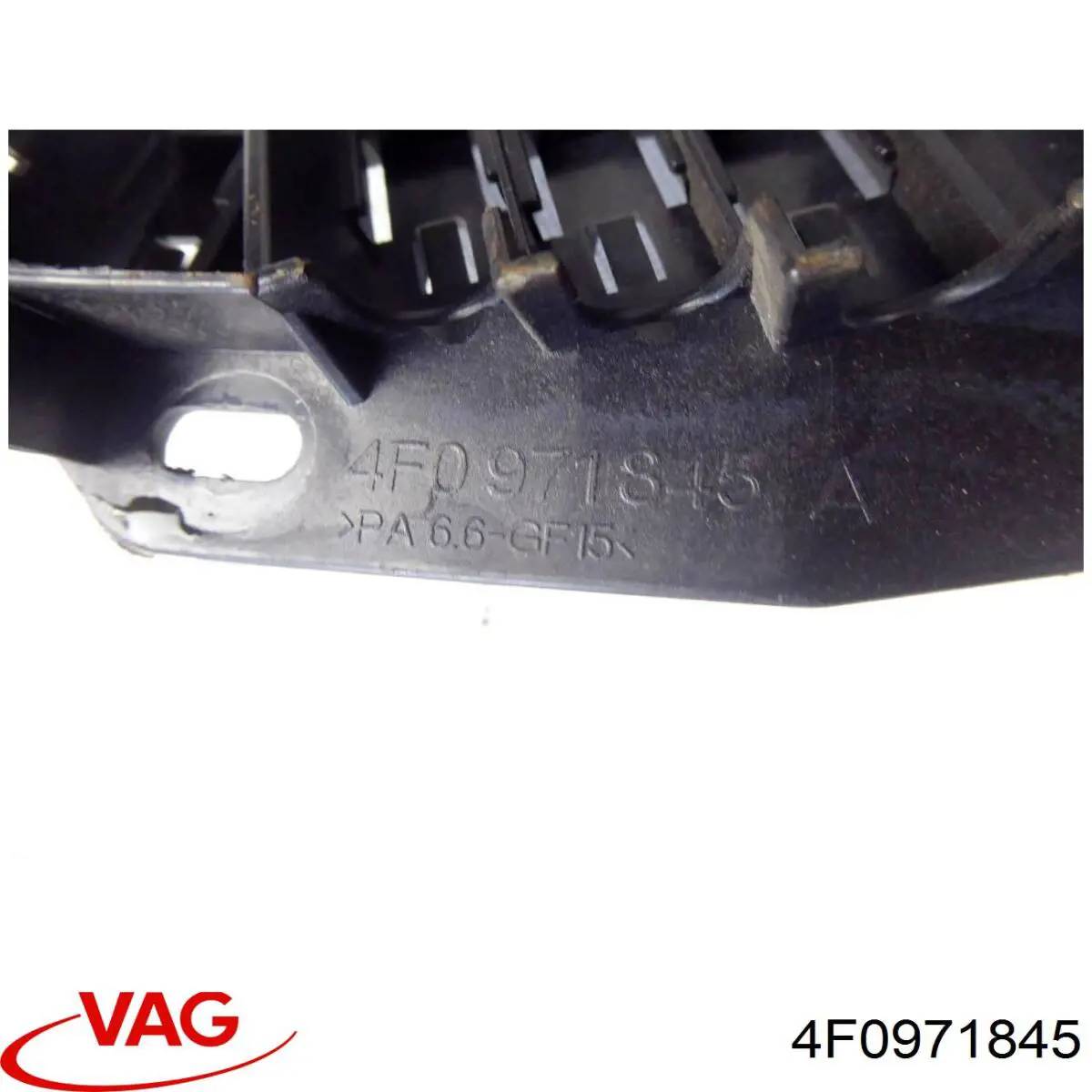 Блок предохранителей задний салонный 4F0971845 VAG