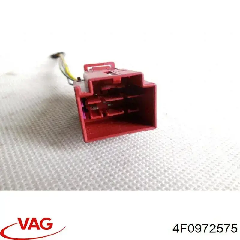Разъем (фишка) генератора VAG 4F0972575