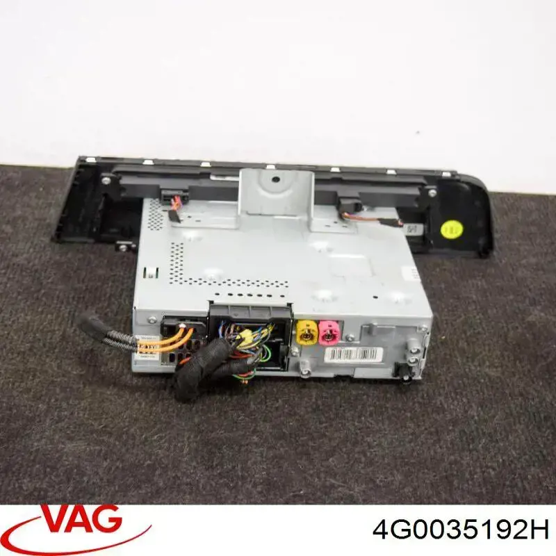 Магнитола 4G0035192H VAG