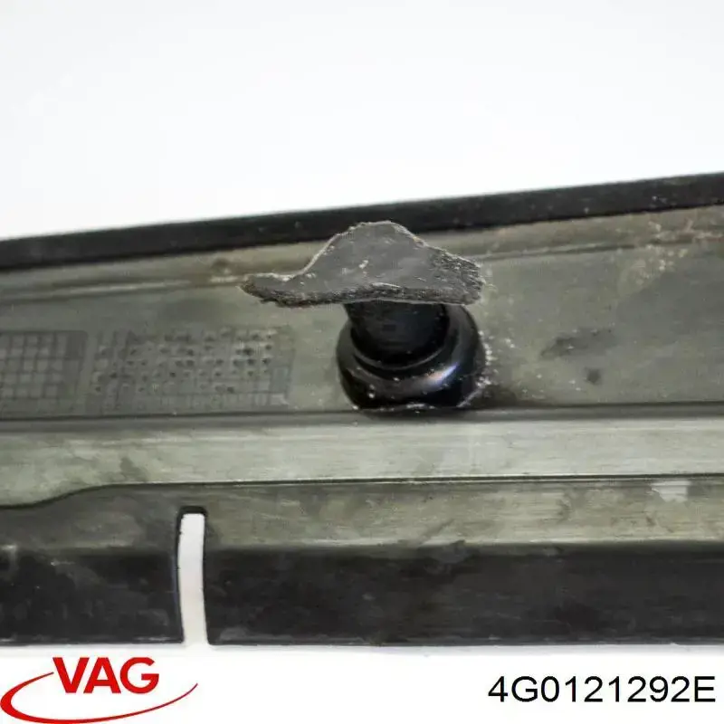 Воздуховод радиатора VAG 4G0121292E